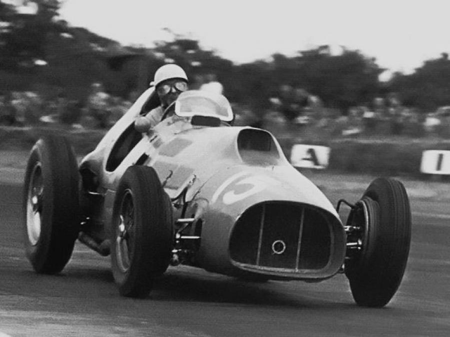  Ferrari 375 Formula Libre 1952 года  (фото 2 из 2)